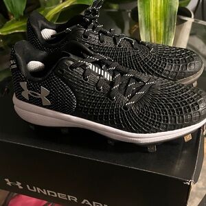 Under Armour Kids Black and White Sneakers